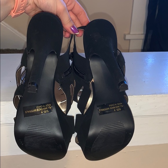 Charlotte Russe black suede caged heels. - Picture 4 of 6